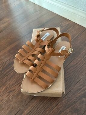 STEVE MADDEN LEA